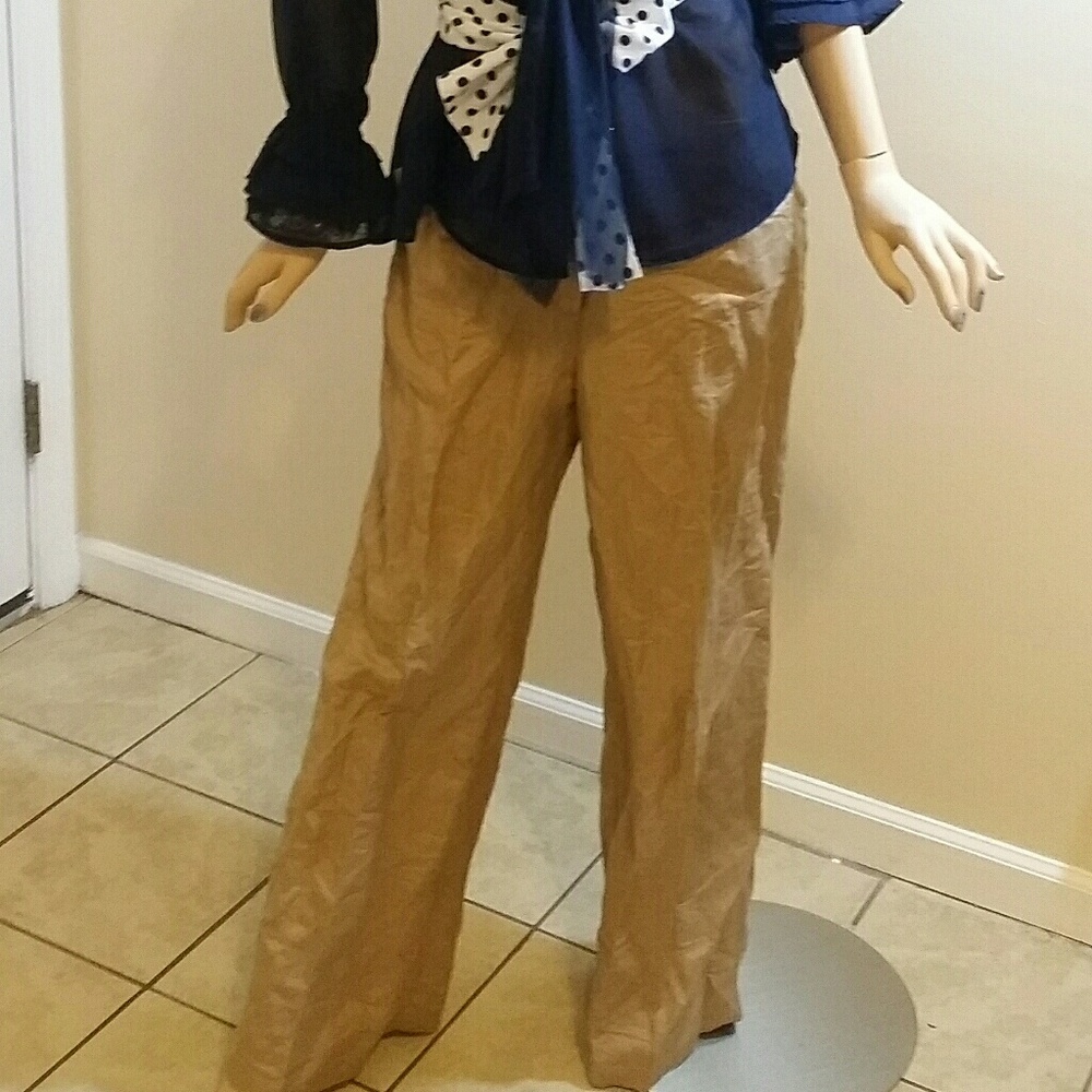 Khaki pants